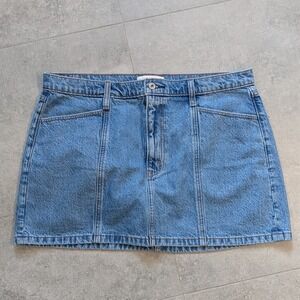 Abercrombie & Fitch High Rise Denim Mini Skirt Medium Wash Blue Womens Size 14